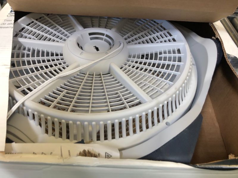 Photo 1 of Lasko Wind Machine 20 In.