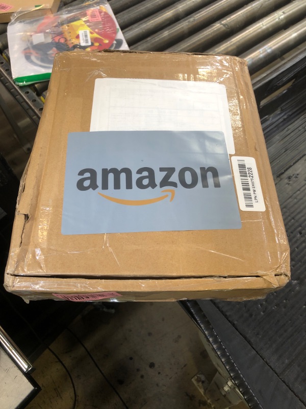 Photo 1 of Amazon Basics Luxury, Ultra Soft, Breathable Lightweight Microfiber 4 Piece Bed Sheet Set with 14-Inch Deep Pockets, King, Bright White, Solid