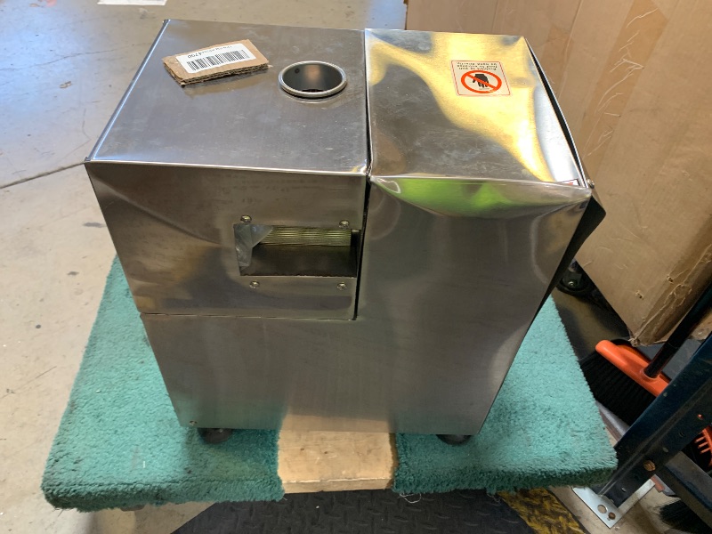 Photo 1 of VEVOR Electric Sugar Cane Juicer, 800W Sugarcane Juicer Machine with 661LBS/H High Output, 4 Stainless Steel Roller, Auto Roller Pressure Adjustment Sugarcane Juice Press Extractor for Home/Commercial
