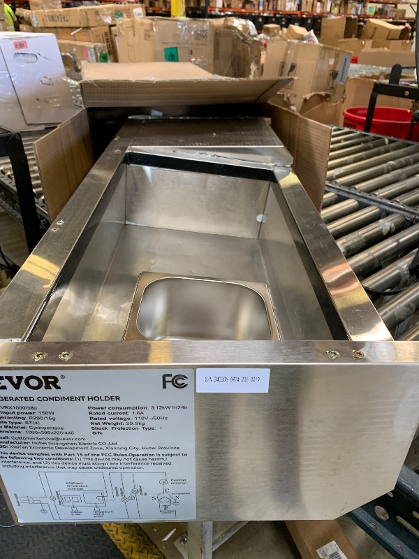 Photo 1 of VEVOR Refrigerated Condiment Prep Station, 40-Inch, 7.8 Qt Sandwich/Salad Prep Table with 1 1/3 Pan & 4 1/6 Pans, 150W Salad Bar with 304 Stainless Body and Cover Temp Adjuster One-Click Defrosting