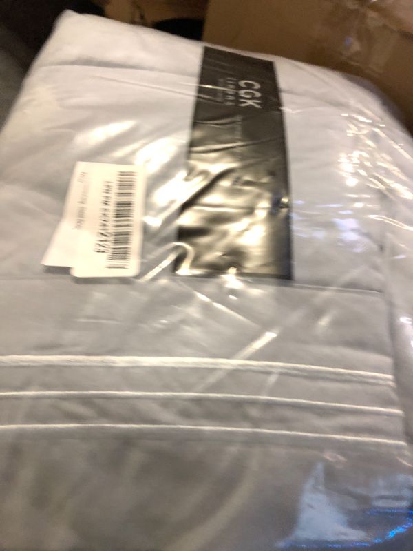Photo 1 of King Size 4 Piece Sheet Set - Comfy Breathable & Cooling Bed Sheets Set - Hotel Luxury Bedding for Women, Men, Kids, Teens, Boys & Girls - Deep Pockets, Soft and Wrinkle Free - Oeko-Tex - Steel Blue