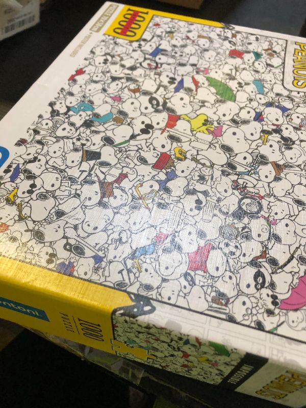 Photo 1 of Clementoni - 39804 - Impossible Puzzle Peanuts - Jigsaw Puzzle 1000 Pieces, Jigsaw Puzzle for Adults, Comic Puzzle, Difficult - Made in Italy