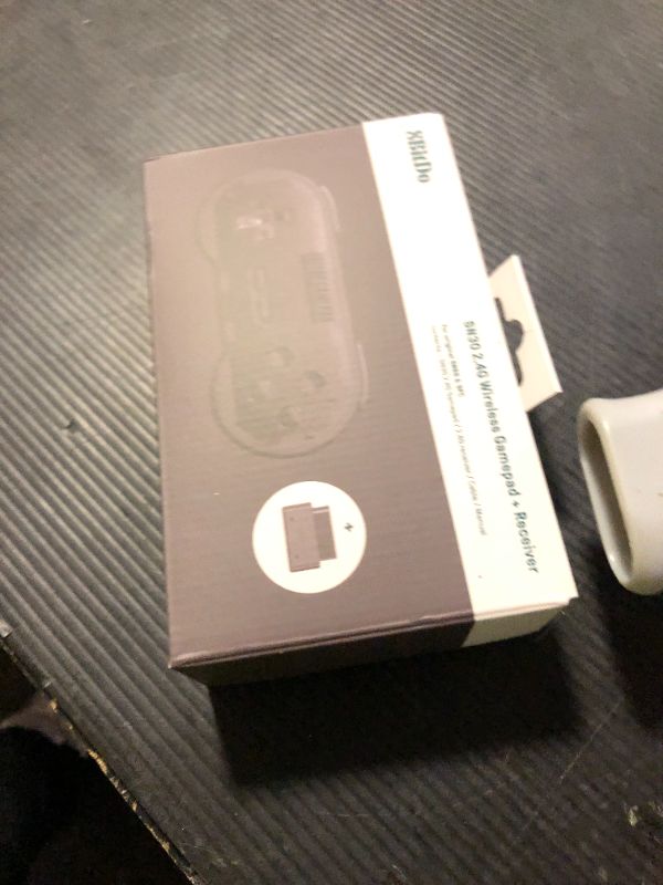 Photo 1 of 8Bitdo Sn30 2.4G Wireless Gamepad for Original SNES/Sfc (Transparent Edition)