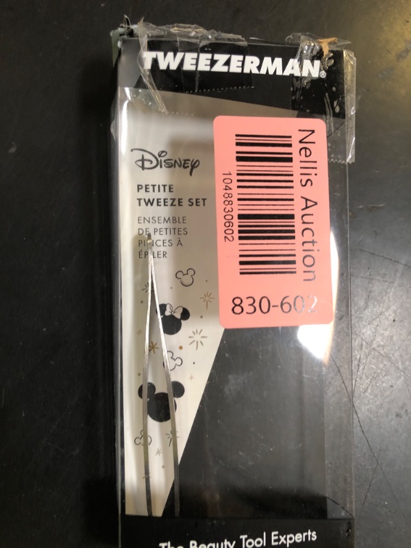Photo 1 of Tweezerman Exclusive Disney's Mickey Mouse & Minnie Mouse Fall in Love Petite Tweeze Set