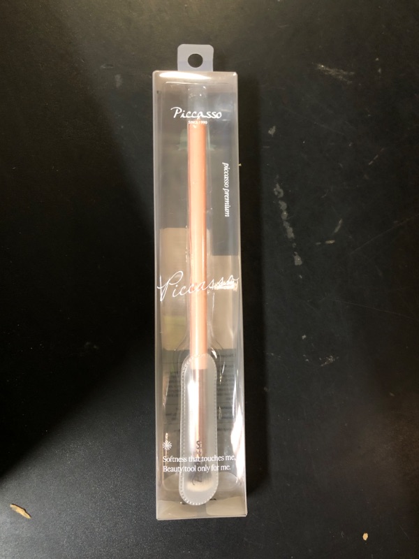 Photo 1 of Piccasso 239 Eyeshadow Brush – Korean Eye Makeup Brush with Soft Goat Hair Bristles, Flat and Rounded Shape for Smooth Base Application and Blending, Essential Eye Shadow Brush for Daily Makeup