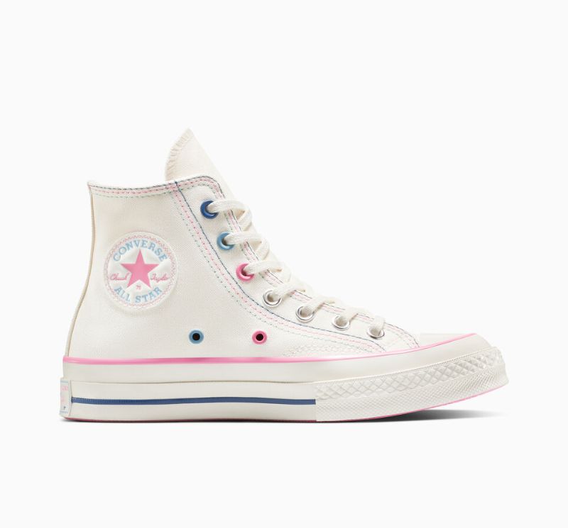 Photo 1 of Converse All Star Chuck 70 Stars
size 7.5