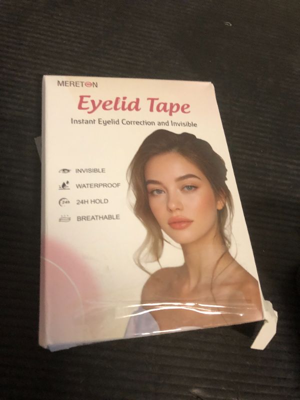 Photo 1 of MERETON Eyelid Lifter Strips 810 Pcs, Invisible Double Eyelid Tape for Hooded Eyes?Waterproof, Long-Lasting, Instant Eye Lift Without Surgery for Hooded, Droopy, Uneven, Mono-Eyelids