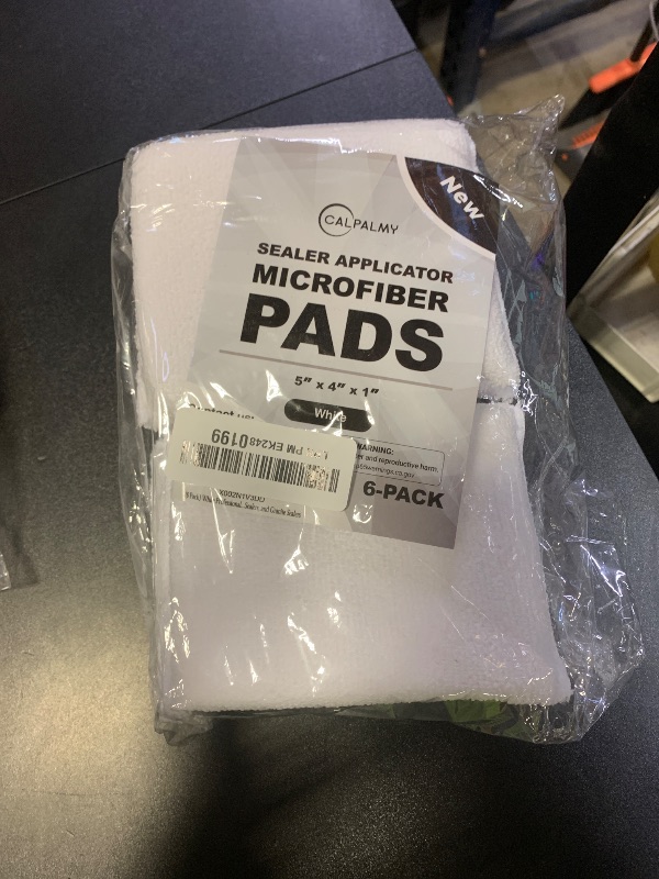 Photo 1 of Professional Microfiber Sealer Applicator Pad – The Perfect Tool to Apply Sealer to All Natural Stone and Tile Like Marble, Granite, Concrete & Slate (White)