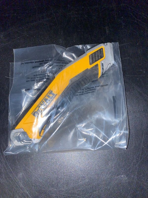 Photo 1 of DEWALT 7 Retractable Utility Knife Black/Yellow 1 Pk NEW BLADES NOT INCLUDED
