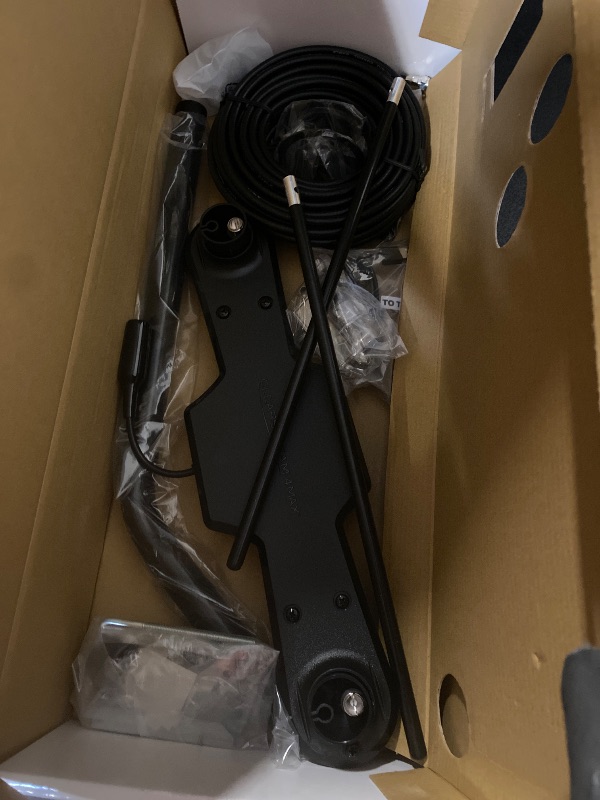 Photo 1 of Antennas Direct ClearStream 4MAX Indoor Outdoor TV Antenna, UHF VHF, Multi-Directional, 70+ Mile Range, 4K 8K UHD, NEXTGEN TV – w/ 20-inch Mast (Black)