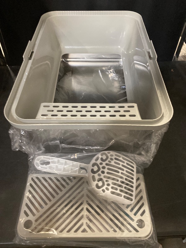 Photo 1 of Enclosed Stainless Steel Cat Litter Box with Lid Extra Large Litter Box for Big Cats XL Metal Litter Pan Tray with High Wall Sides Enclosure, Non-Sticky, Anti-Leakage, Easy Cleaning