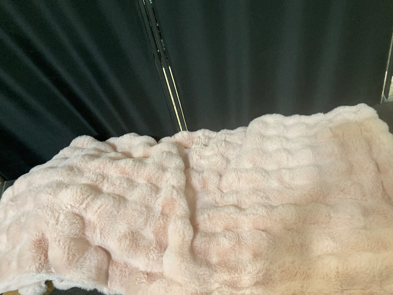 Photo 1 of Fur Throw Blanket, 1000GSM Fluffy Soft Bubble Blanket for Couch Bed, Cozy Plush Warm and Thick Blanket, Fuzzy Rabbit Throw for Living Room Bedroom 50''*60'' Pink
