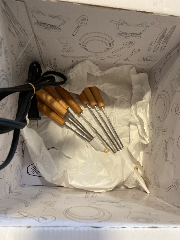 Photo 1 of Boska Electric Fondue Set Party 2.3 L - Electric Fondue - For Cheese Fondue, Chocolate Fondue, Hotpot - Temperature Control - 2.3 Litres - Fondue Device