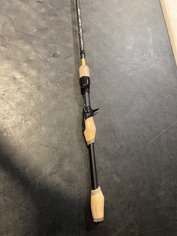 Photo 1 of Googan Squad Gold Series Twitch Casting Rod 6 9 Medium Moderate