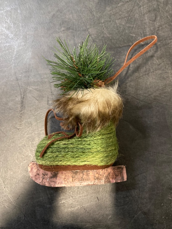 Photo 1 of (Green)Hanging Ice Skate, Winter Decoration,