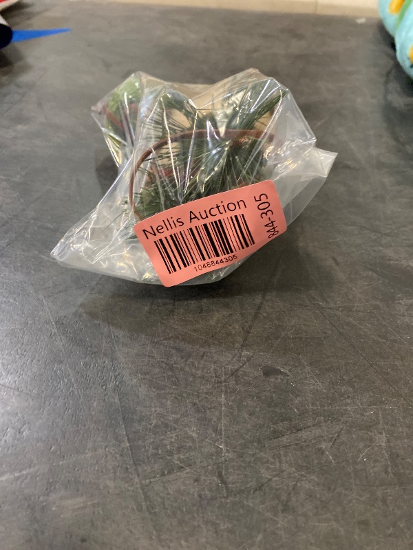 Photo 1 of (Green)Hanging Ice Skate, Winter Decoration,