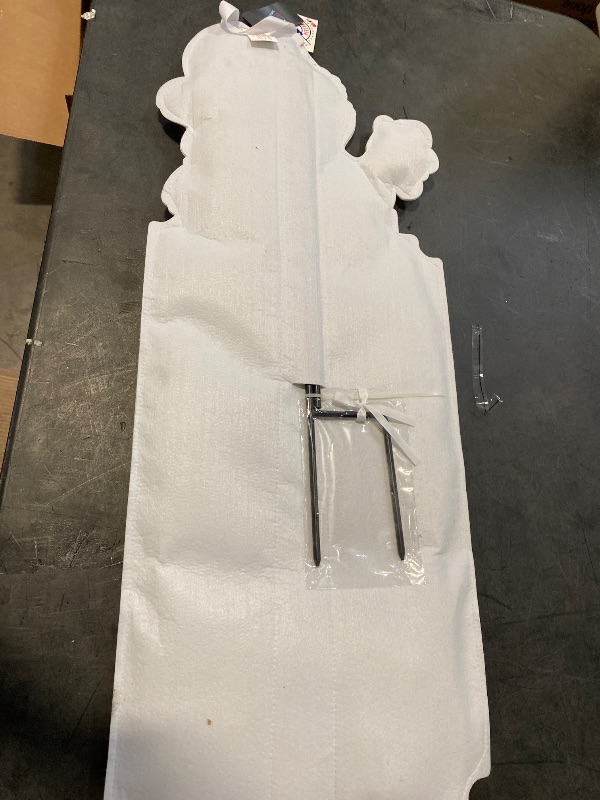 Photo 1 of Chicago Cubs Statement Stake