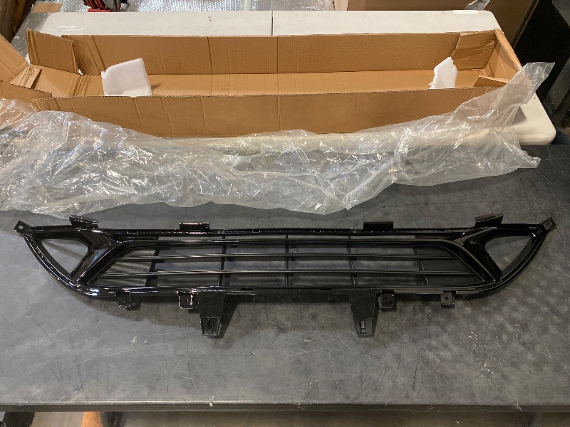 Photo 1 of Front Bumper Lower Grille Without Fog Lamp Hole Fit for 2019-2020 K-ia Optima-KI1036142