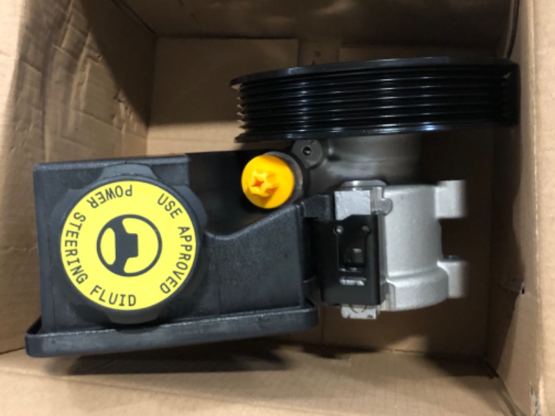 Photo 1 of Chefull 20-61607 Power Steering Pump Assembly with Pulley Reservoir For 1999-2004 Jeep Grand Cherokee Sport Utility L6 4.0L, 1999-2000 Jeep Grand Cherokee Sport Utility V8 4.7L,Power Assist Pump
