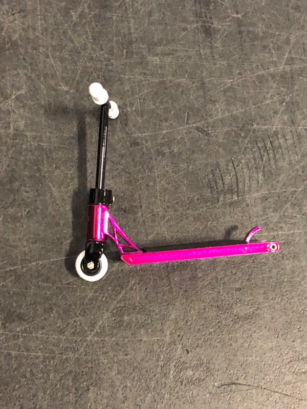 Photo 1 of TV Metal Finger Scooter
