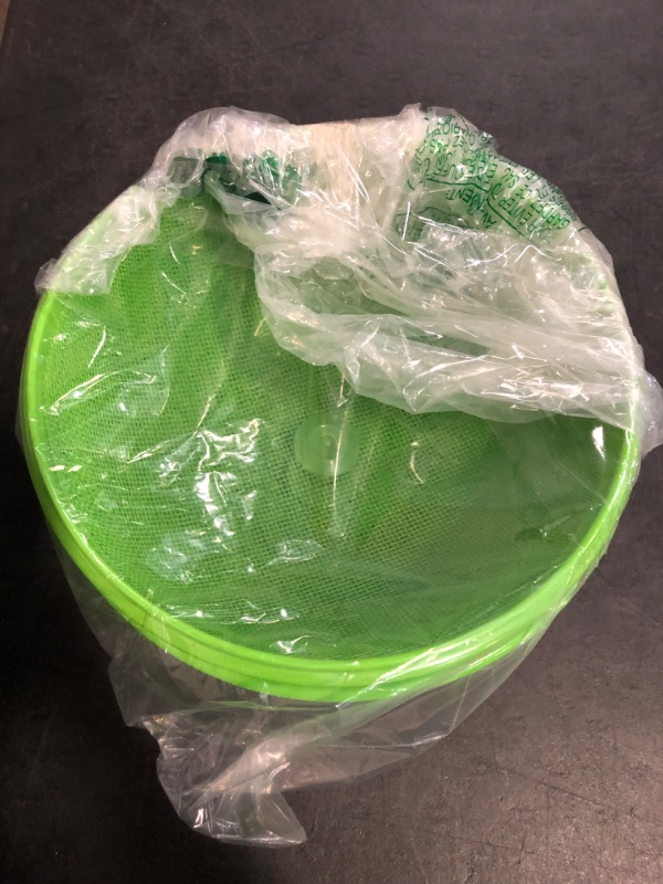 Photo 1 of 2Pcs Large Capacity Mesh Fruit Basket with Lid Food Grade Prevent Fly Stainless Steel Kitchen Drain Basket Vegetables Fruit Holder (GREEN)
