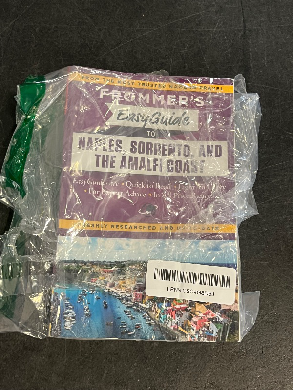 Photo 1 of Frommer's EasyGuide to Naples, Sorrento and the Amalfi Coast Paperback – December 15, 2015
