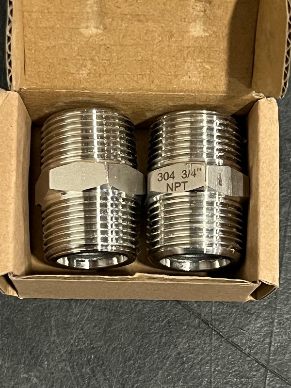 Photo 1 of 4PCS 3/4" x 3/4" NPT Male Hex Nipple Pipe Fittings, 304 Stainless Steel 3/4 inch MNPT Threaded Pipe Adapter Fittings Equal Nipples Straight Connector
