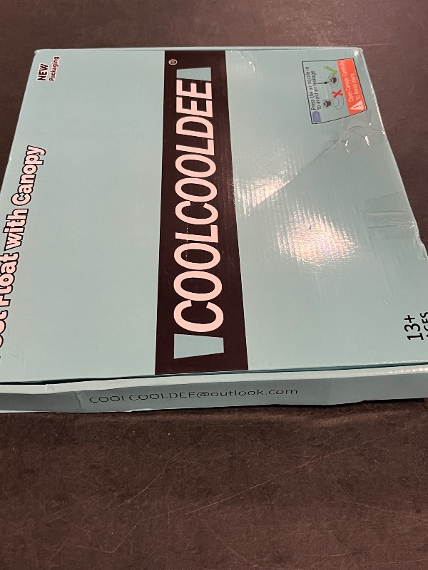 Photo 1 of CoolCooldee pool float with canopy - for ages 13+ (item similar to picture)