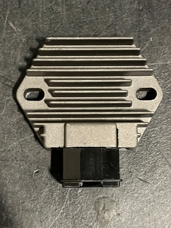 Photo 1 of V Regulator Rectifier CBF250 TRX350 NK CB250F TRX 350 ATV 31600-Hn5-671 31600-Hn5-M40 31600-KPF-961
