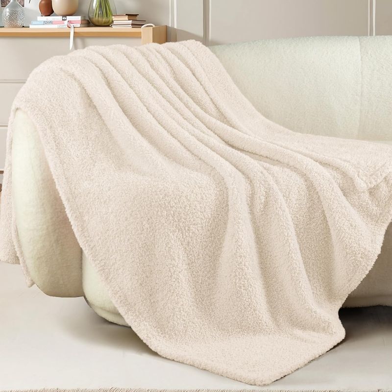 Photo 1 of Exclusivo Mezcla Fleece Throw Blanket for Couch Sofa, Soft Warm and Fluffy Blankets for Women Men Girls Kids, Suitable for All Seasons, White, 50x60 Inches
