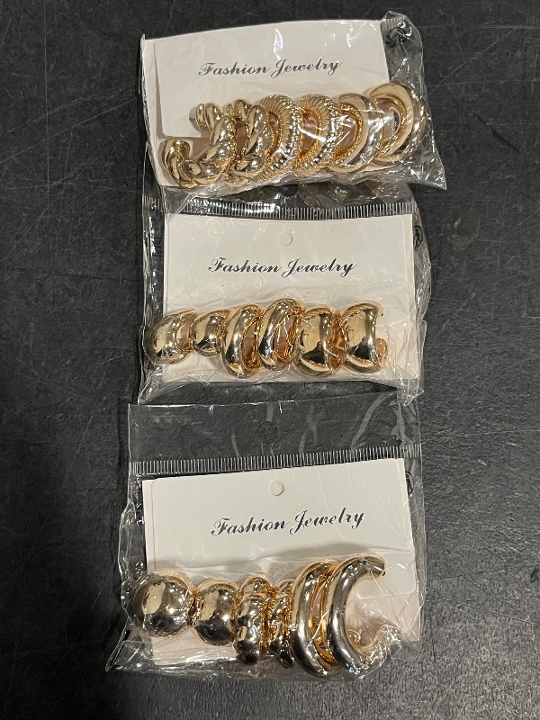 Photo 1 of 24 Pairs Gold Hoop Earrings Set for Women Hypoallergenic Chunky Chain Twisted Open Hoops Dangle Earring Packs for Birthday Party Fashion Jewelry Gift
