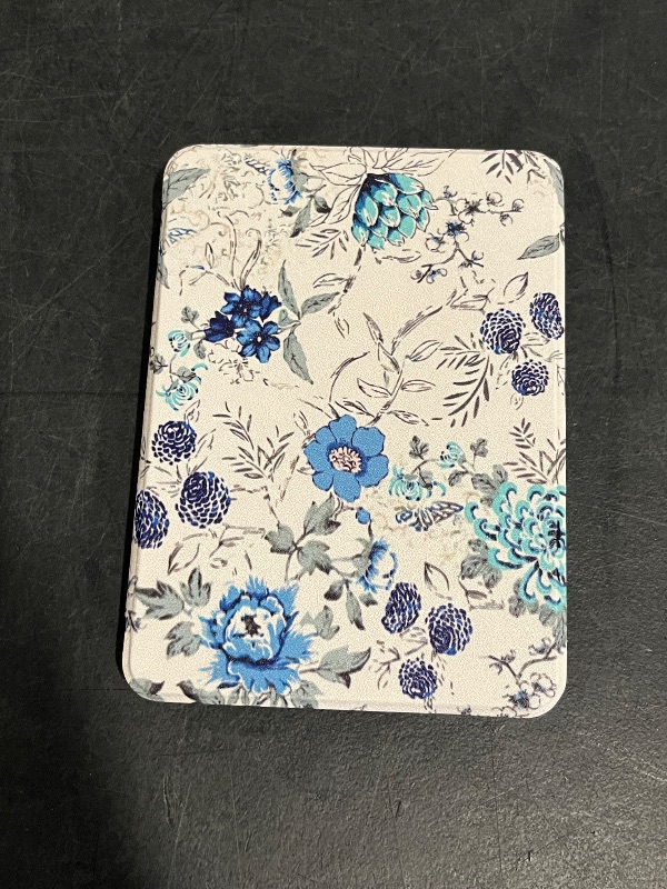 Photo 1 of MoKo Case for 6" All-New Kindle 11th Generation (2024/2022) | Lightweight Shell Cover | with Auto Wake/Sleep | for e-Reader | White Blue Floral
