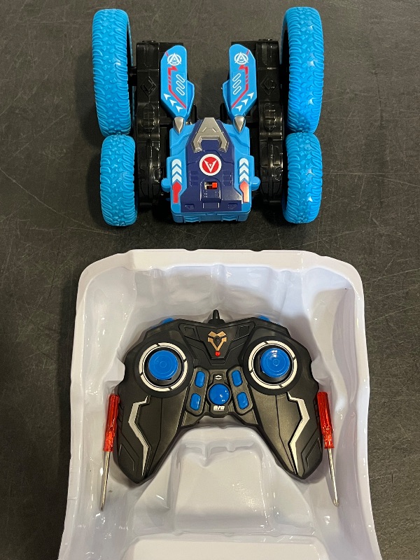 Photo 1 of Remote Control Car, Double Sided RC Car, 4WD Off-Road Stunt Car with 360° Flips, 2.4Ghz Indoor Outdoor All Terrain Rechargeable Electric Toy Cars Gifts for Boys Kids 3 4 5 6 7 8 9 10 11 12 Year Old
