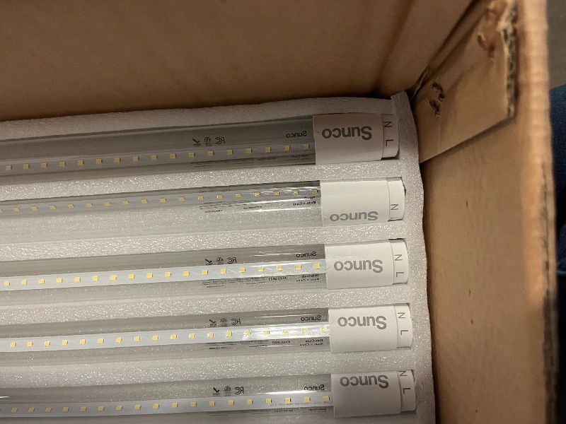 Photo 1 of Sunco 50 Pack T8 LED Bulbs 4 Foot, Tube Light Bulbs Ballast Bypass, 48 Inch Fluorescent Replacement, 2200 LM, 18W, 6000K Daylight Deluxe, Single Ended Power, Type B, Clear Lens UL.
