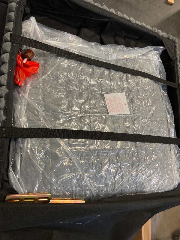 Photo 1 of *Box 1 of 6 Corner Piece D93385-C* Austin Sectional