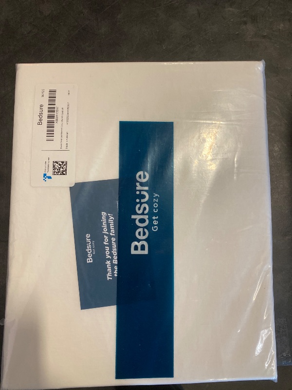 Photo 1 of Bedsure 100% Washed Cotton Duvet Cover Twin Size - Natural White Minimalist Cotton Duvet Cover Linen Like for All Seasons - GentleSoft™ Plain Simple Bedding (Natural White, Twin, 68"x90")