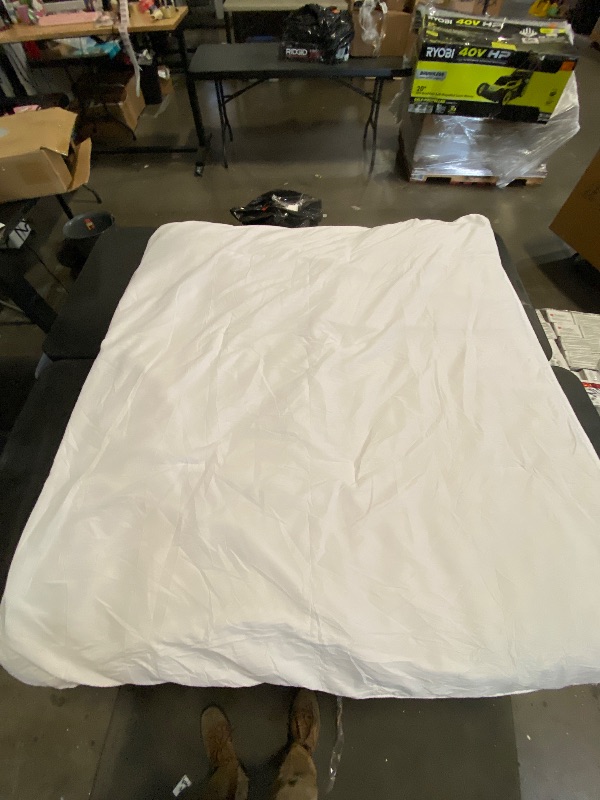Photo 1 of Calvin Polyester Comforter Oversized King