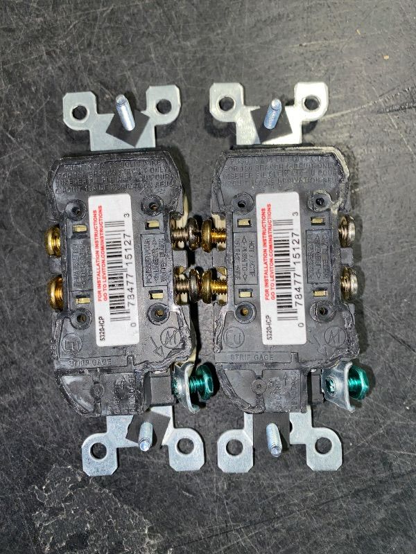 Photo 1 of Leviton 15 Amp 125V Duplex Outlet/Receptacle Ivory (2 Pack) 303-5320