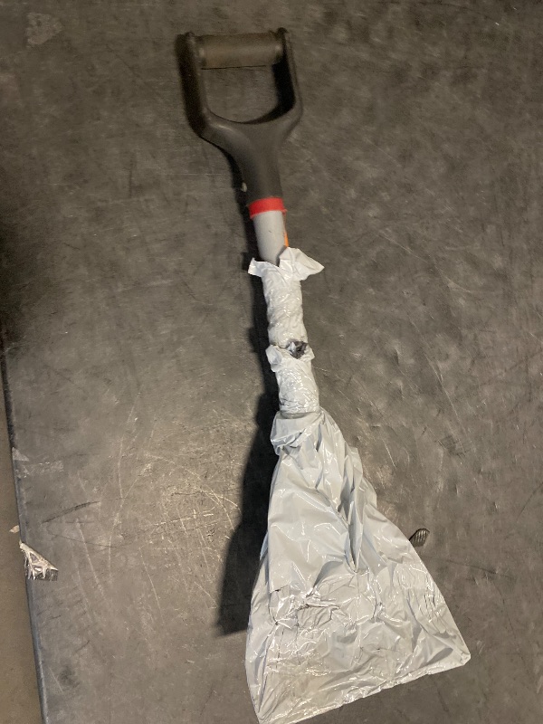 Photo 1 of 27.5in Steel Shingle Stripper Roof Shovel