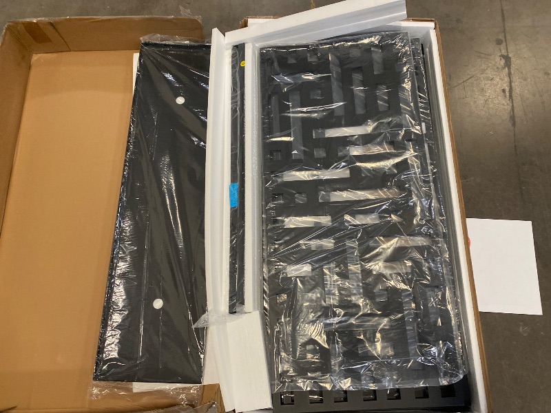 Photo 1 of 72 in. x 47 in. Black Outdoor Metal Privacy Screen Raised Planter Box Wall Decor