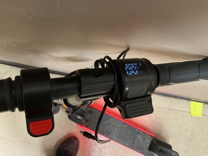 Photo 1 of Jetson Omega Electric Scooter Top Speed: 10 MPH
Age: 8+
Range: 5 Miles