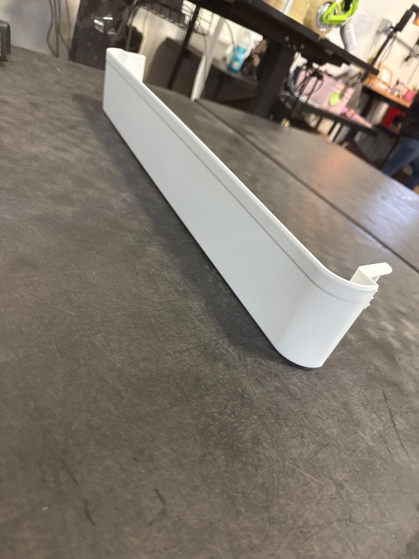 Photo 1 of  GE Haier Hotpoint Shelf P/N Wr71X30187