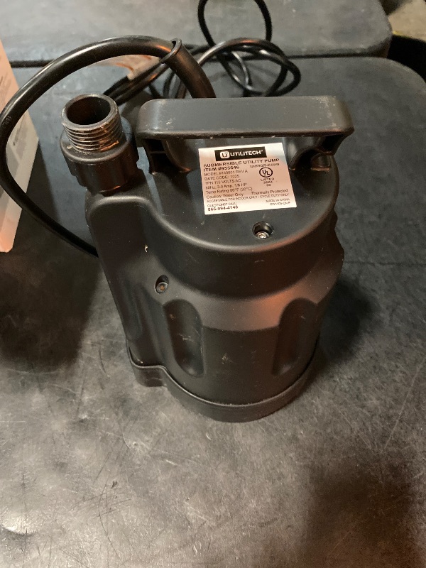 Photo 1 of 1/6-HP 115-Volt Thermoplastic Submersible Utility Pump