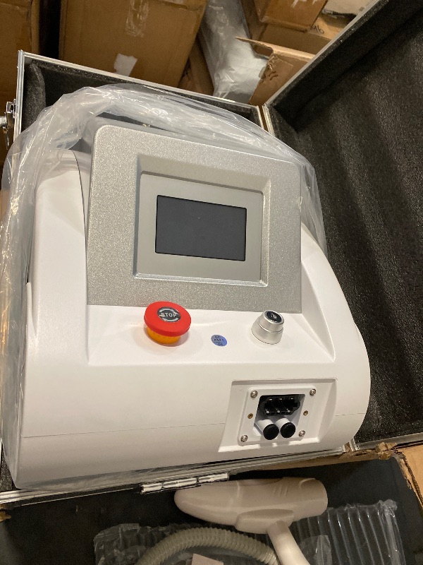 Photo 1 of Q Switched Nd Yag Laser Tattoo Removal Machine Eyebrow Pigment Freckle