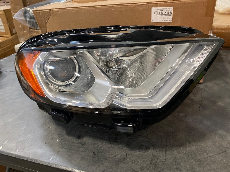 Photo 1 of Halogen W/DRL Fit For Ford EcoSport 2018-2023 Right Side Headlight Assy Chrome Mod-H19S-3917
