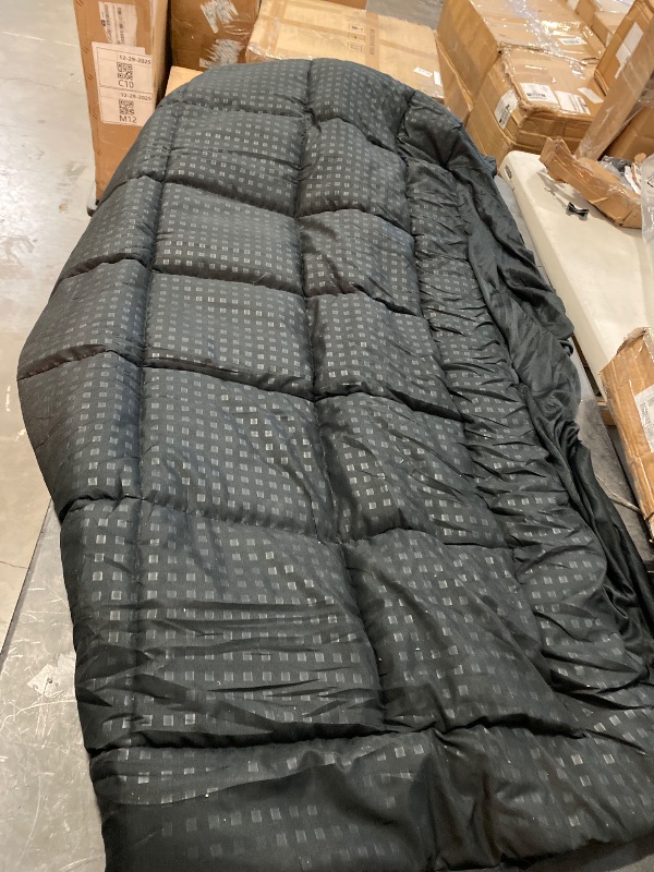 Photo 1 of HYLEORY Full Mattress Pad Quilted Fitted Mattress Protector Cooling Pillow Top Mattress Cover Breathable Fluffy Soft Mattress Topper with 8-21" Deep Pocket, Black
