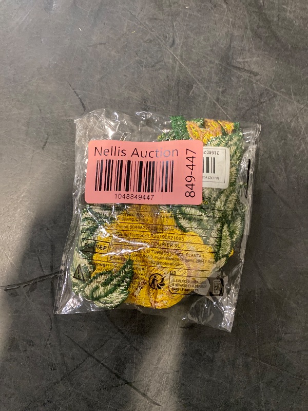 Photo 1 of Embroidered Patches,2Pcs Embroidery Lace Cloth Patch Flower Clothes Patch Grape Flower Set Yellow