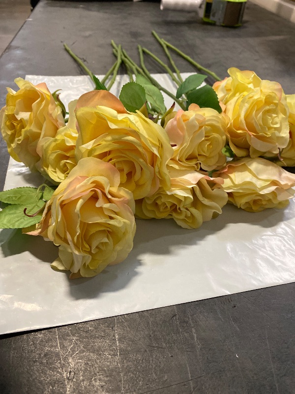 Photo 1 of Artificial Flower Rose 10pcs, Artificial Rose Silk Flower Gradient Color Fake Rose with Stems for DIY Wedding Bouquets, Centerpieces Arrangements, Home Decor, Party, Baby Shower - Gradient Orange
