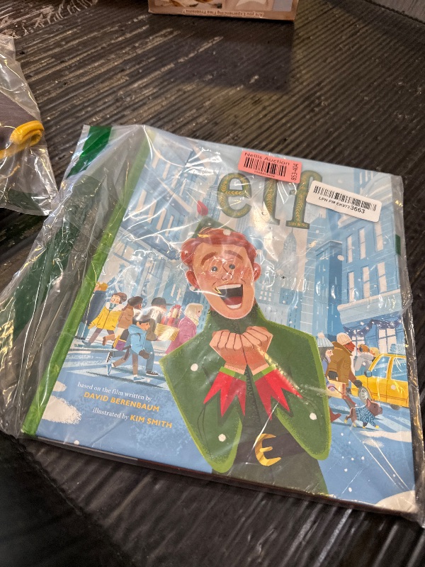 Photo 1 of Elf: The Classic Illustrated Storybook (Pop Classics)