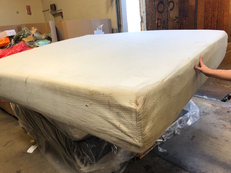 Photo 1 of 84x72x12in Mattress 